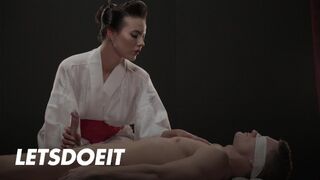 A cseh bombázó Vanessa Decker elcsábítja Max Diort vad lovaglásával