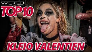 Szőke csábító Kleio Valentien a Wicked csatornán - a legforróbb pillanatok, ahogy dúsan kitölti a kemény farkakat